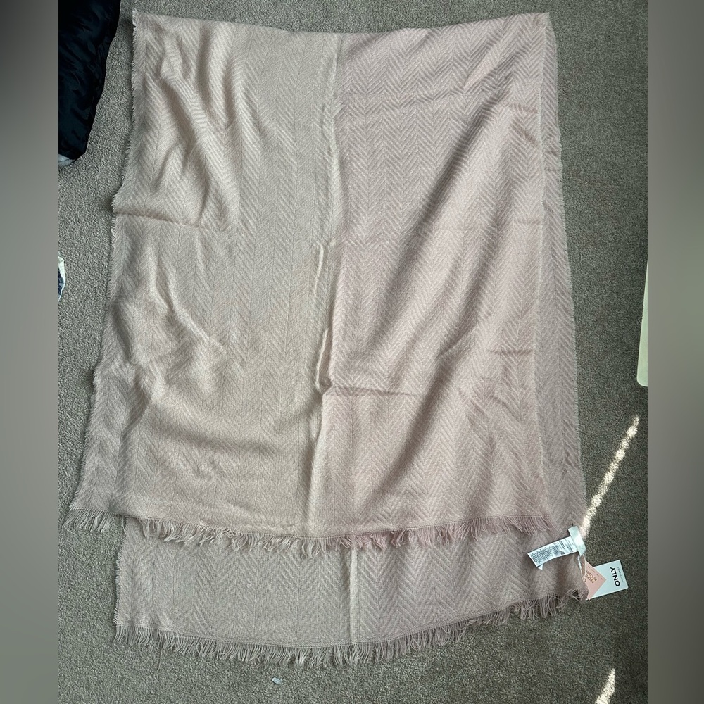 ONLY Blush Herringbone Scarf